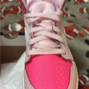 Jordan 1 Mid Kids Sneakers in Pink and White